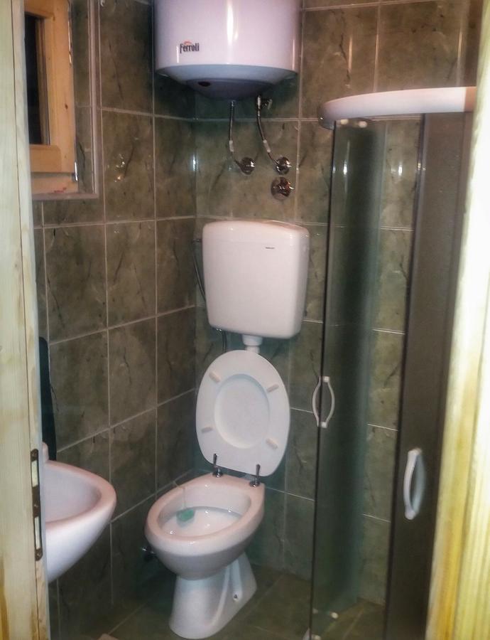 Brvnara Borovik Villa Cetinje Exteriör bild